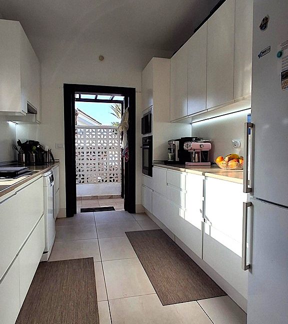 Villa 5 Dormitorios Costa Del Silencio